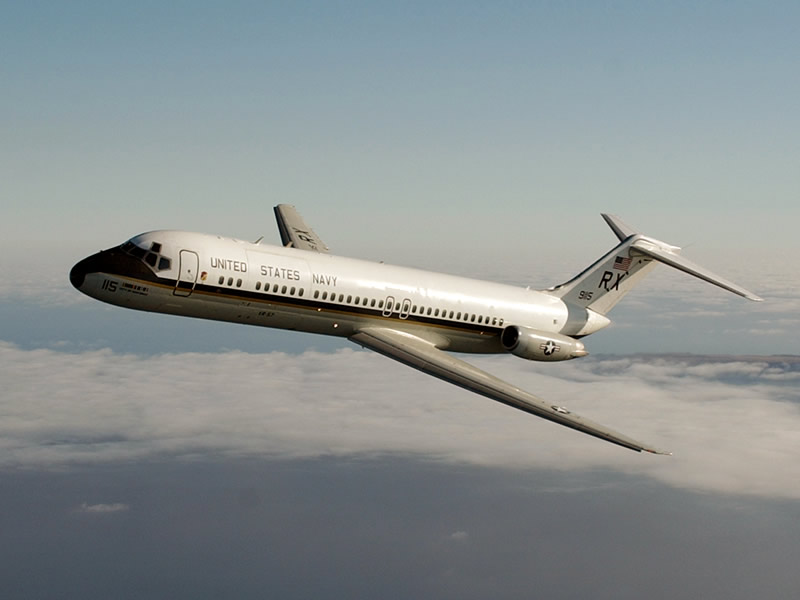 Illustration for article titled The US Navy Finally Retires The C-9B Skytrain II After 41 Years
